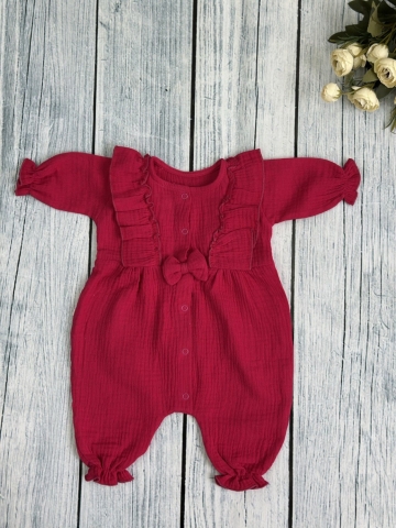 Купить оптом 337-Ф. Комбинезон с бантом для девочки из муслина, хлопок 100%, размеры 56,62,68, фуксия в Абакане